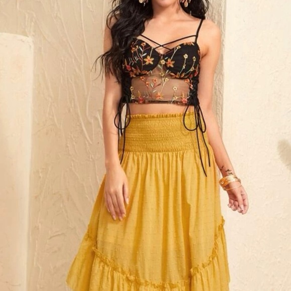 SHEIN floral lace top - Picture 3 of 3